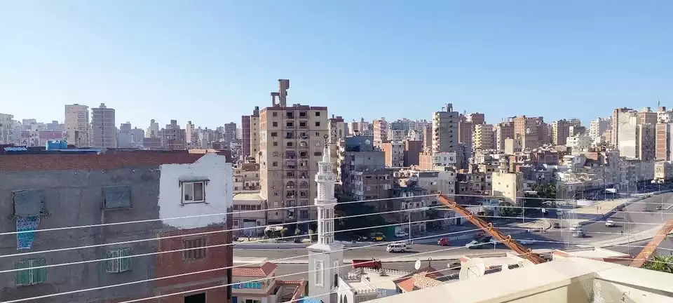 https://aqarmap.com.eg/ar/listing/6188750-for-sale-alexandria-moharram-bey-kanal-al-mahmoudeya-al-bahri-st