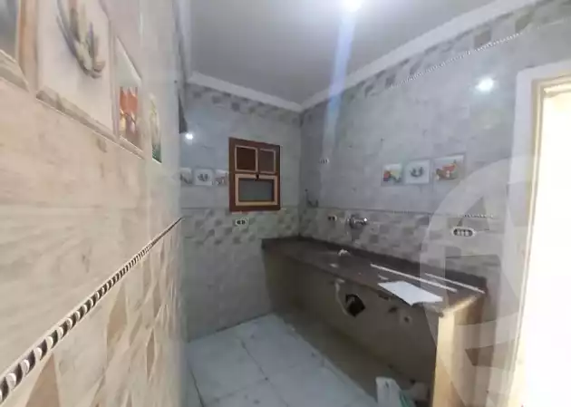 https://aqarmap.com.eg/ar/listing/6190375-for-rent-alexandria-moharram-bey-kanal-al-mahmoudeya-al-bahri-st