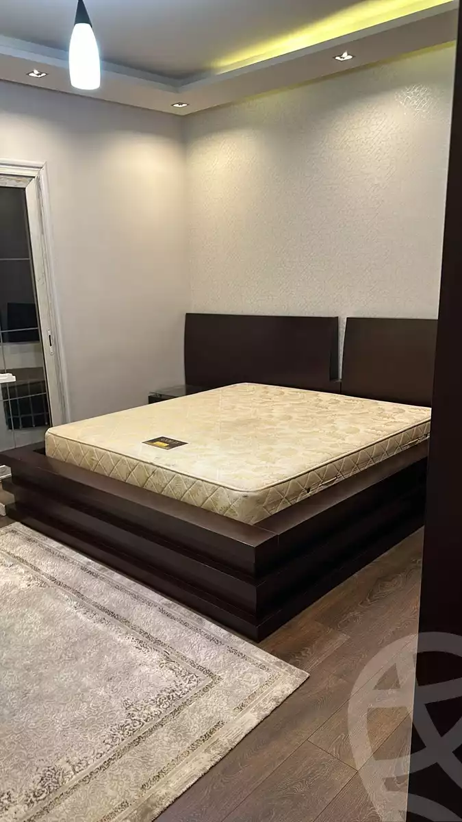 https://aqarmap.com.eg/ar/listing/6190789-for-rent-cairo-new-cairo-compounds-mountain-view-executive-residence