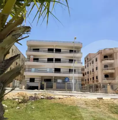 https://aqarmap.com.eg/en/listing/6191916-for-sale-cairo-el-shorouk-lmntq-lwl-neighbourhood-1