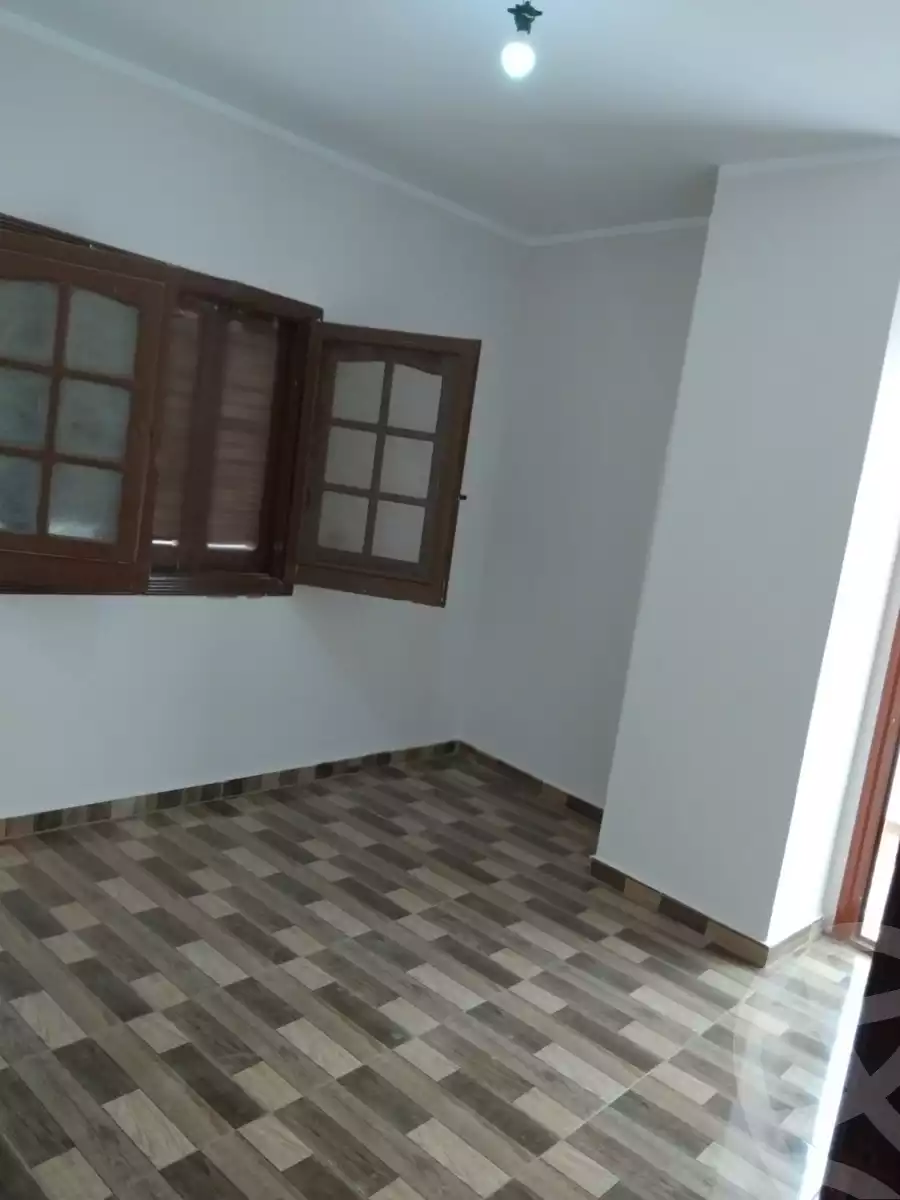 https://aqarmap.com.eg/ar/listing/6192460-for-rent-cairo-helwan-hadayek-helwan-nile-corniche-st