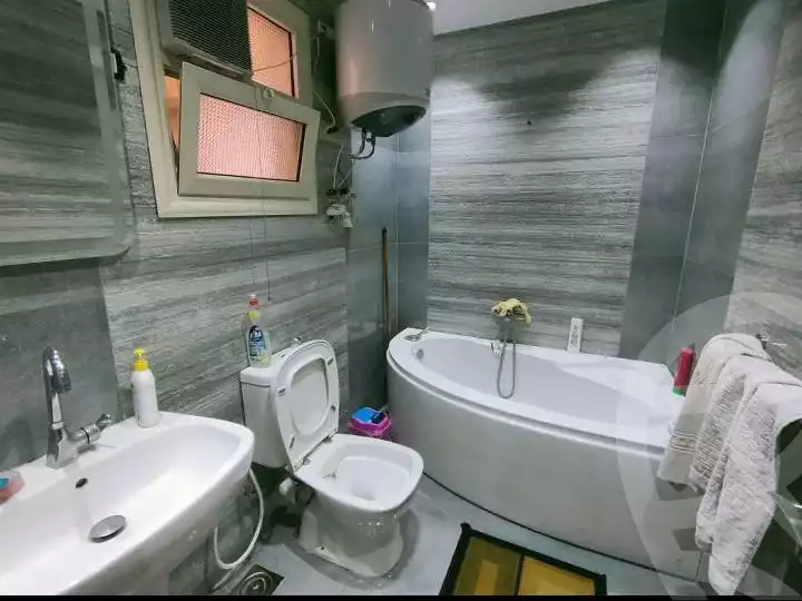 https://aqarmap.com.eg/ar/listing/6197164-for-sale-cairo-shoubra-el-sahel-al-sheshini-st