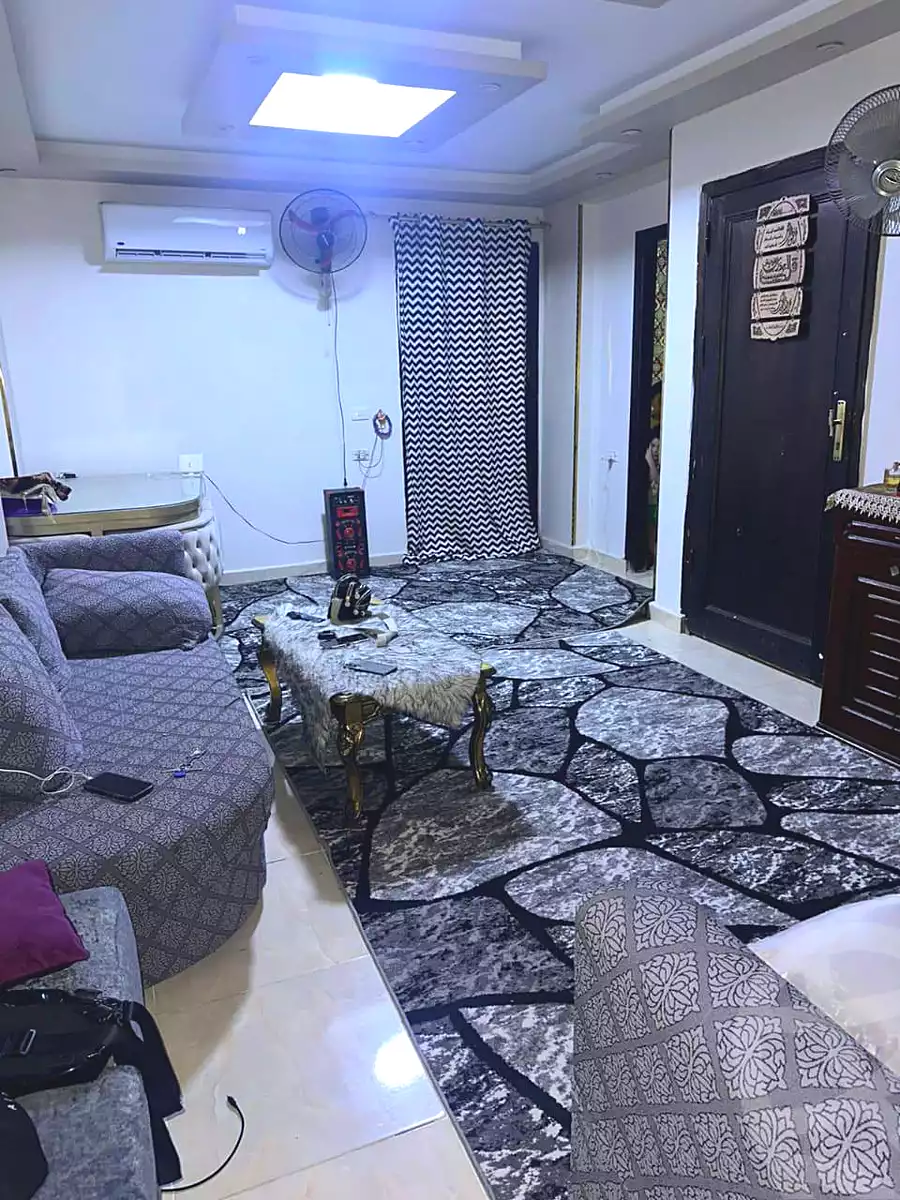 https://aqarmap.com.eg/ar/listing/6197170-for-sale-qalyubia-shubra-el-khaima-om-bayoumi