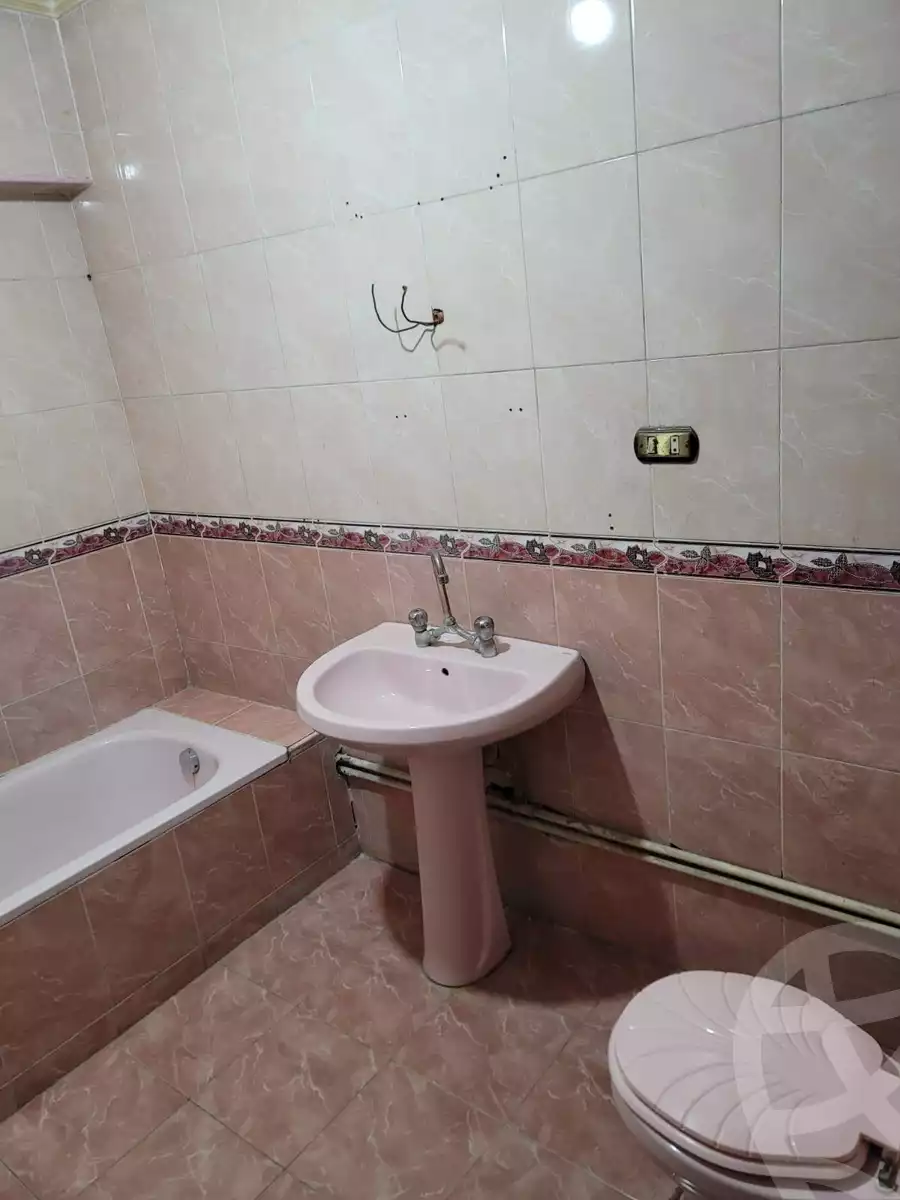 https://aqarmap.com.eg/ar/listing/6197287-for-sale-cairo-helwan-mnshy-yn-hlwn-rael-st