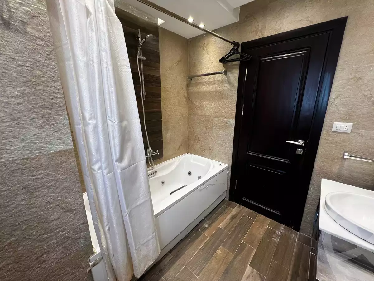 https://aqarmap.com.eg/en/listing/6198022-for-rent-cairo-dokki-manteqt-nadi-el-syd