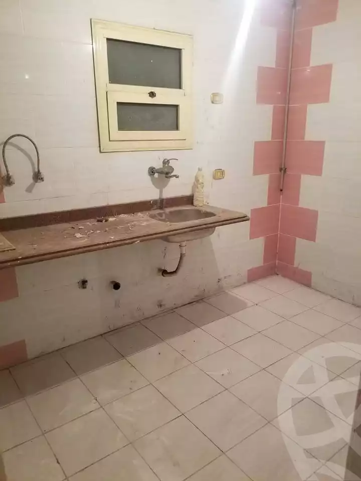 https://aqarmap.com.eg/ar/listing/6198116-for-sale-alexandria-sydy-bshr-sydy-bshr-bhry-shr-mhmwd-l-yswy