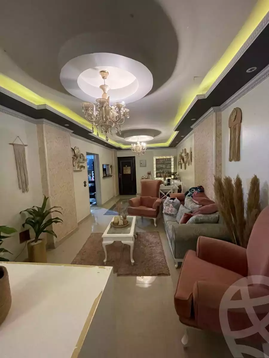 https://aqarmap.com.eg/ar/listing/6201101-for-sale-cairo-hadayek-el-koba-wali-al-ahd-st