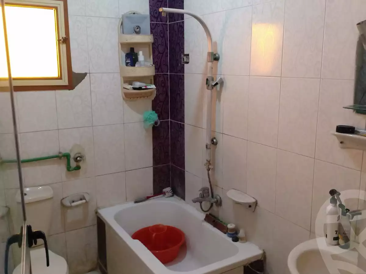 https://aqarmap.com.eg/en/listing/6201316-for-sale-alexandria-kom-el-dikka