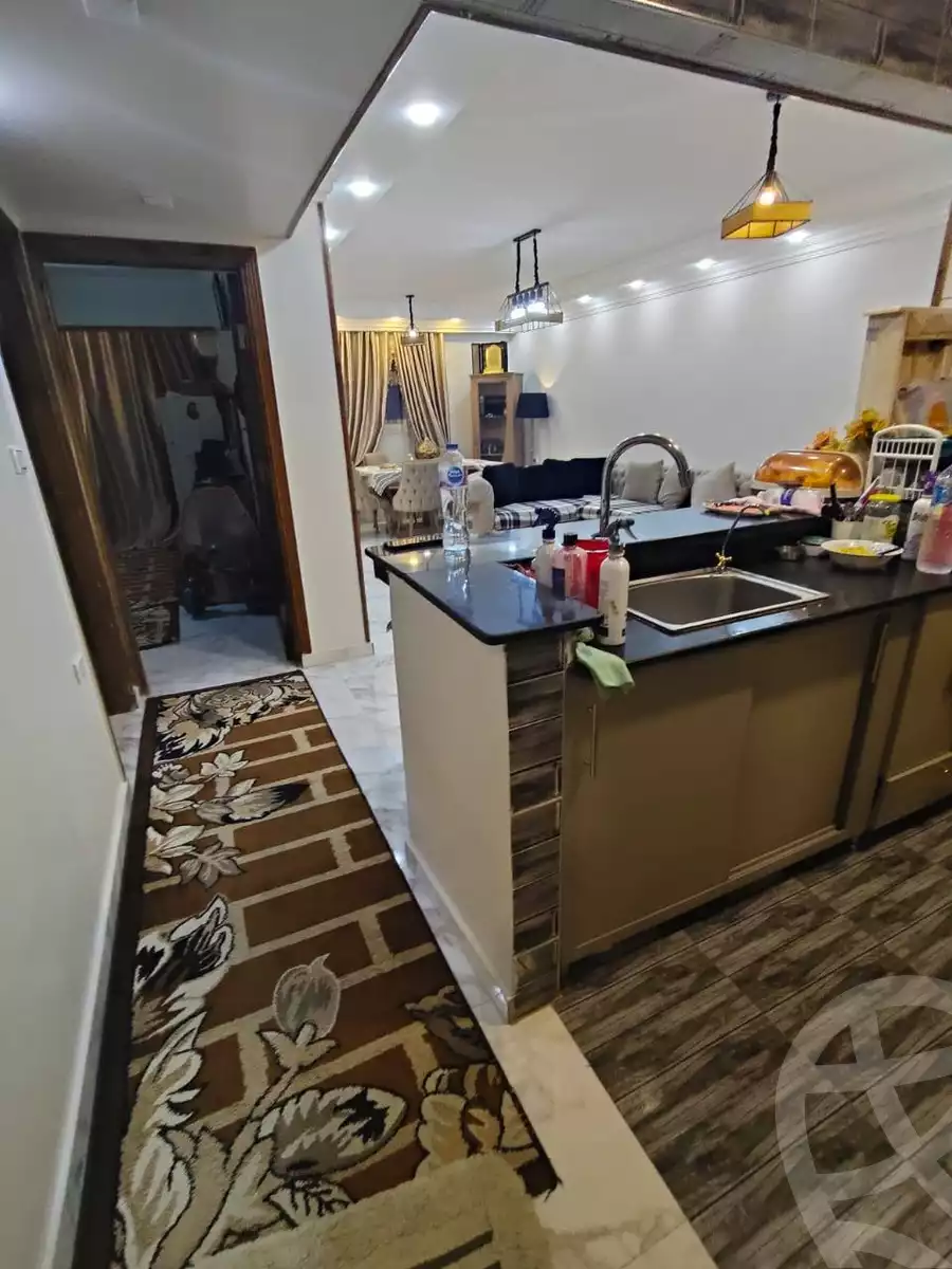 https://aqarmap.com.eg/ar/listing/6201810-for-sale-cairo-helwan-hadayek-helwan-nile-corniche-st