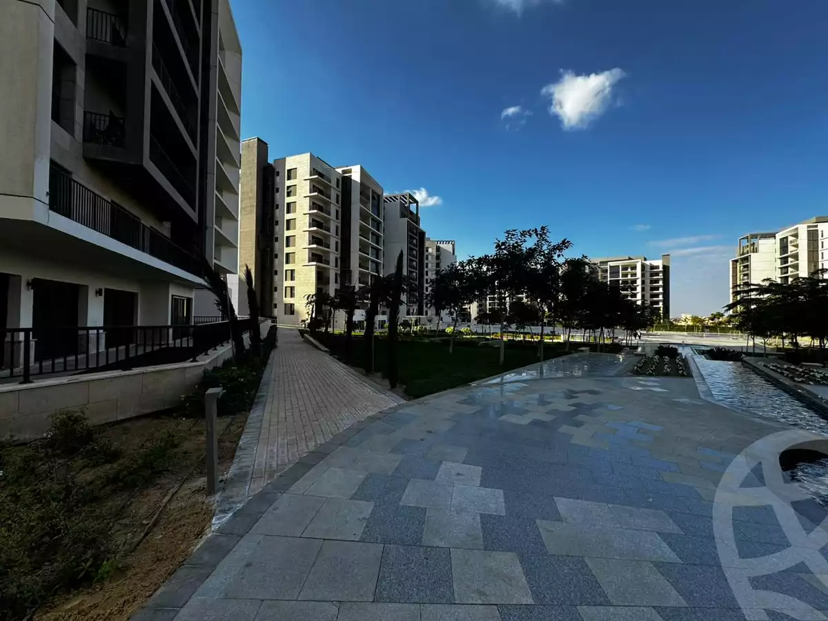 https://aqarmap.com.eg/ar/listing/6202426-for-sale-cairo-el-sheikh-zayed-city-compounds-zyd-wr-llttwyr-park-towers-zed-el-sheikh-zayed-compound