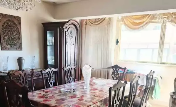 https://aqarmap.com.eg/en/listing/6203348-for-sale-alexandria-camp-cesar-mamfeis-st