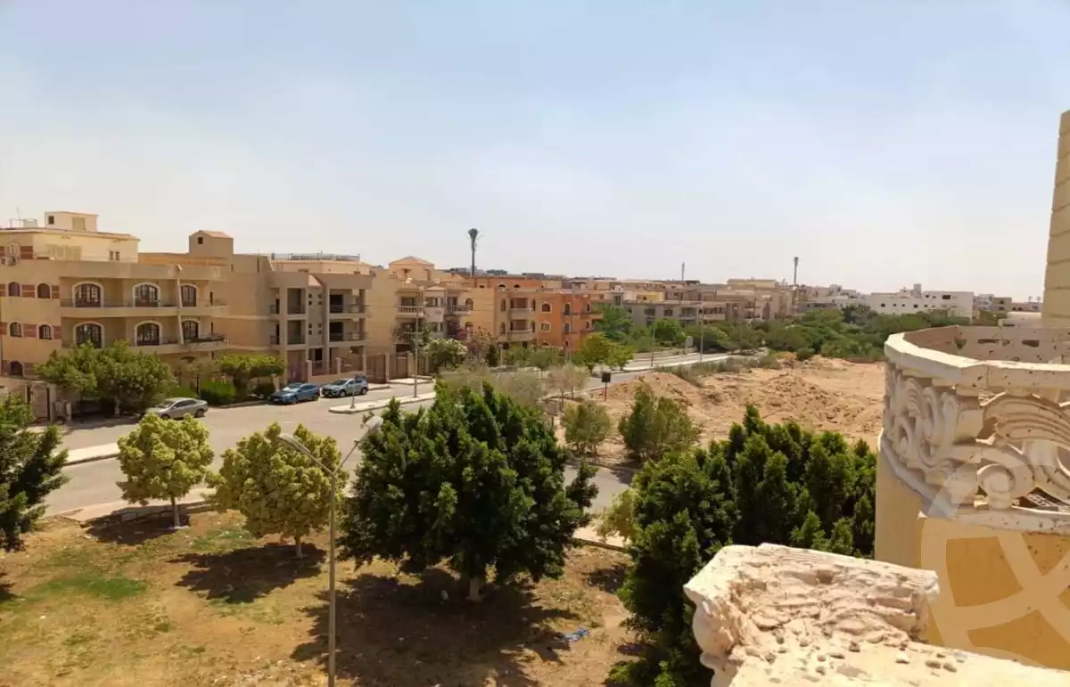 https://aqarmap.com.eg/en/listing/6203475-for-sale-cairo-el-shorouk-lhy-lthlth-grb-neighbourhood-4-mohammed-el-kasbagy-st