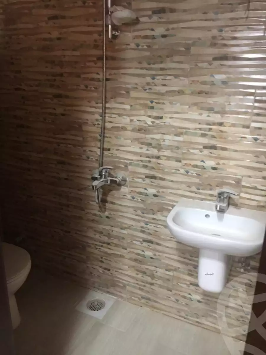 https://aqarmap.com.eg/ar/listing/6205419-for-rent-cairo-new-cairo-compounds-eastown-eastown-parks