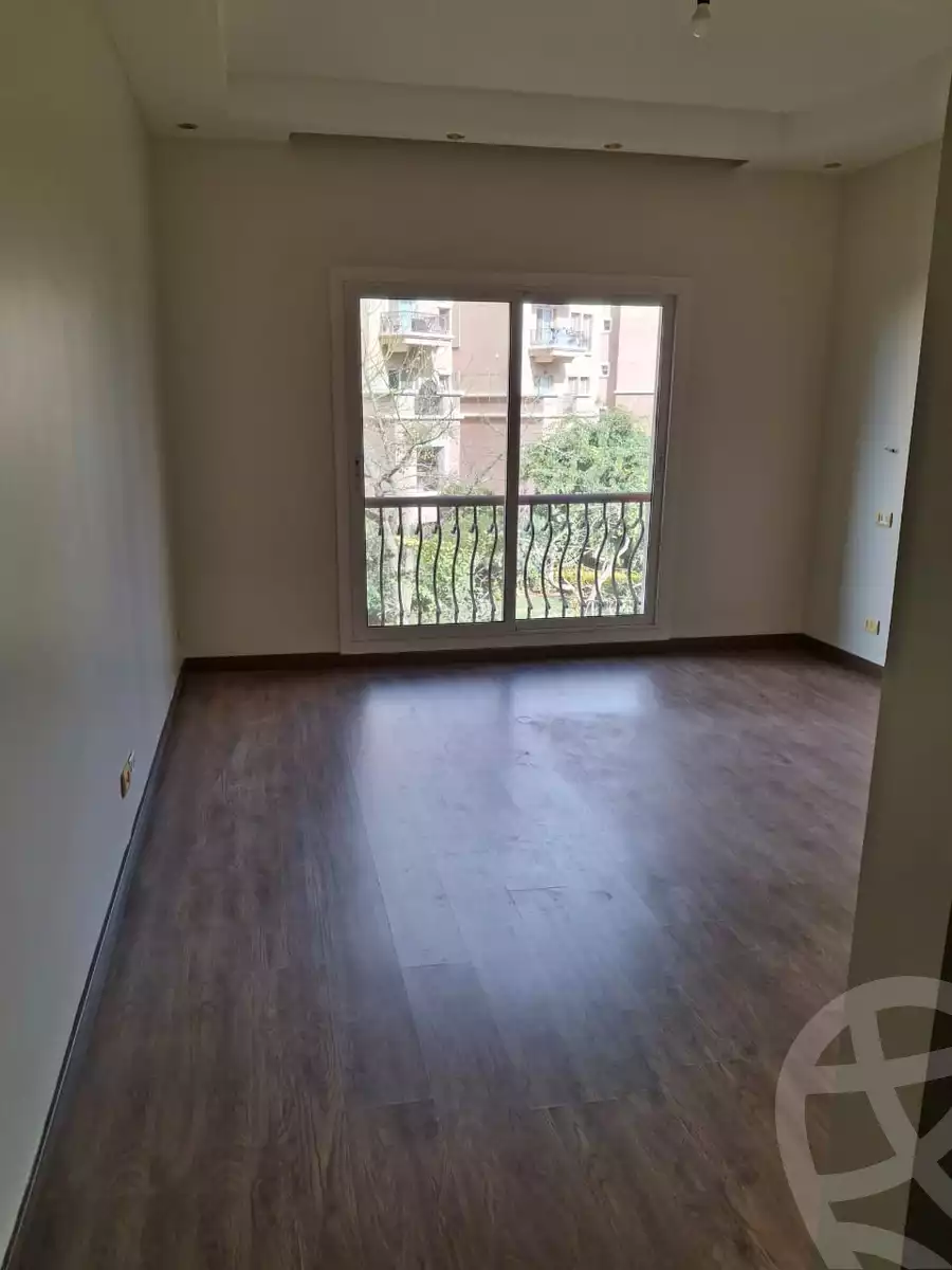 https://aqarmap.com.eg/ar/listing/6206020-for-rent-cairo-new-cairo-compounds-kattameya-plaza