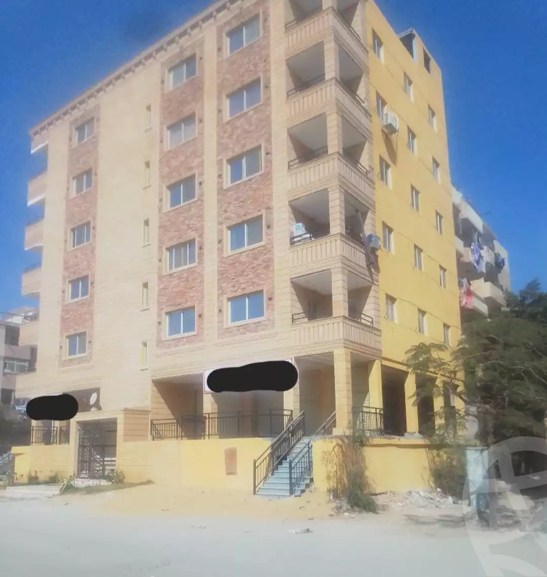 https://aqarmap.com.eg/en/listing/6206082-for-sale-cairo-6th-of-october-el-ahyaa-neighborhood-5th-street-2