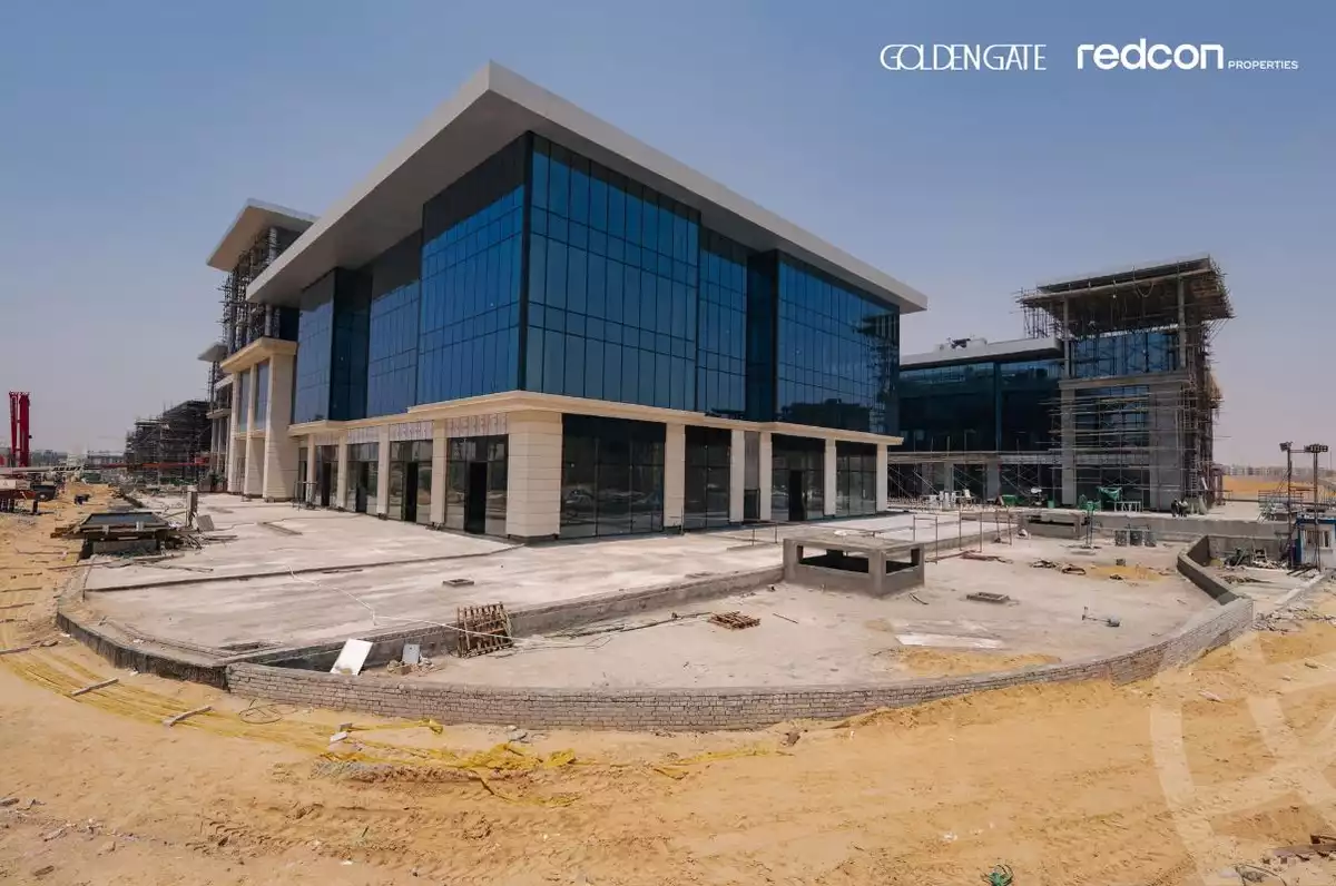 https://aqarmap.com.eg/en/listing/6206151-for-sale-cairo-new-cairo-compounds-golden-gate-redcon