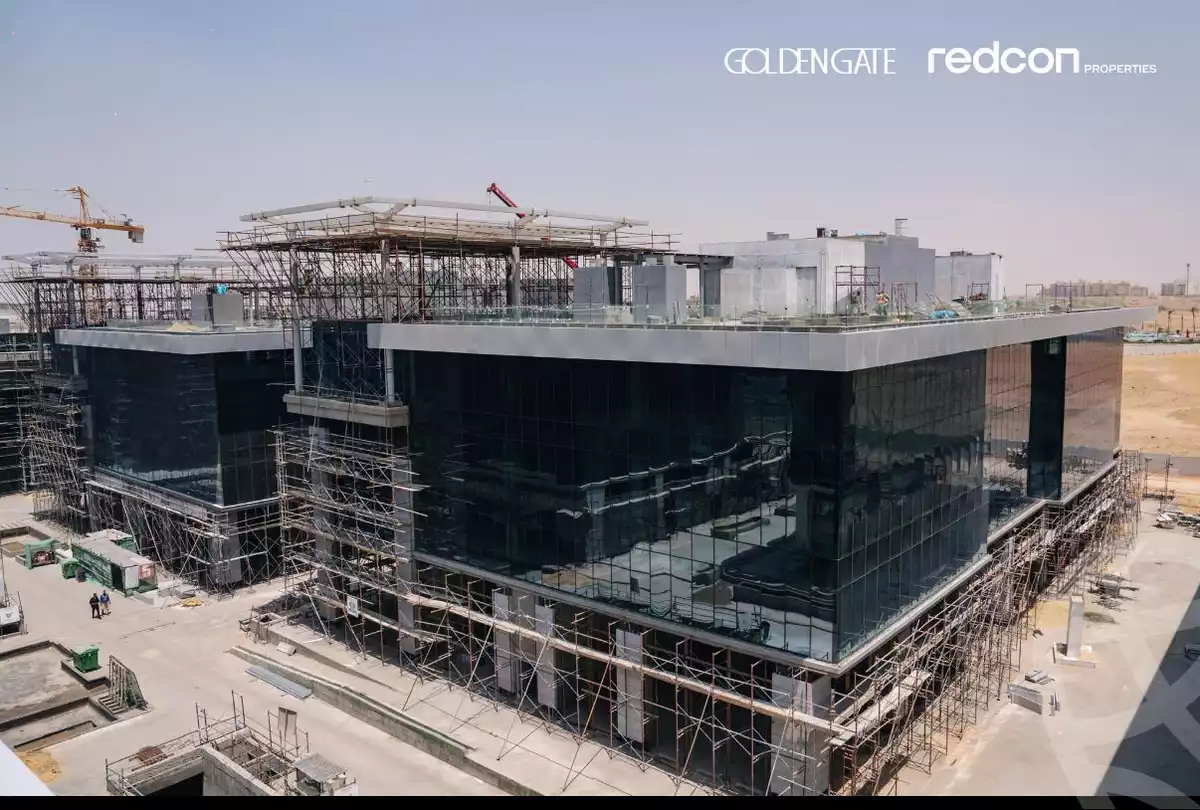 https://aqarmap.com.eg/en/listing/6206151-for-sale-cairo-new-cairo-compounds-golden-gate-redcon