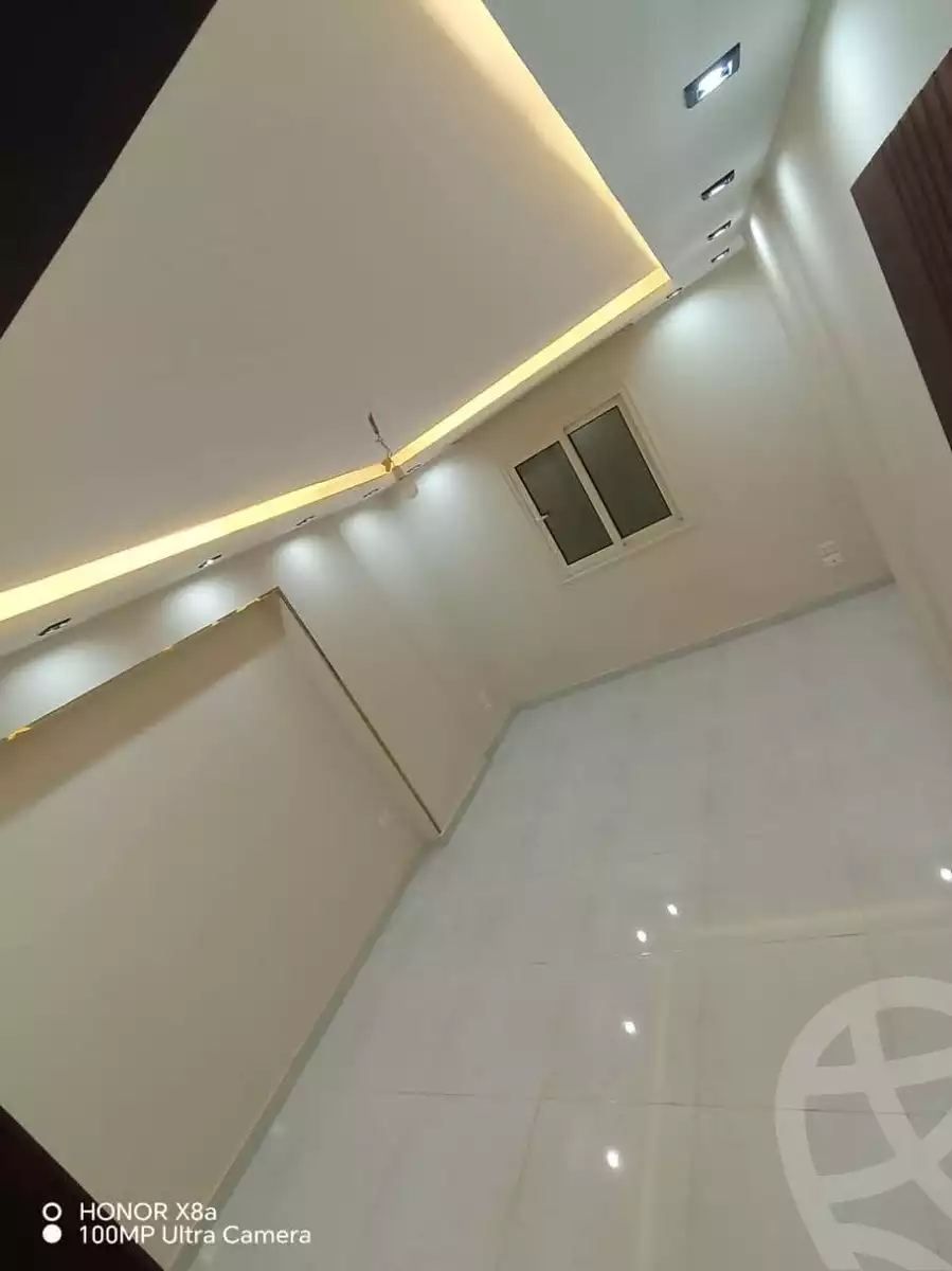 https://aqarmap.com.eg/ar/listing/6207785-for-sale-cairo-helwan-helwan-el-sharkeya-abd-el-rahman-pasha-st