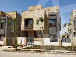 https://aqarmap.com.eg/ar/listing/6208329-for-sale-cairo-new-cairo-compounds-tag-city-shalya-taj-city