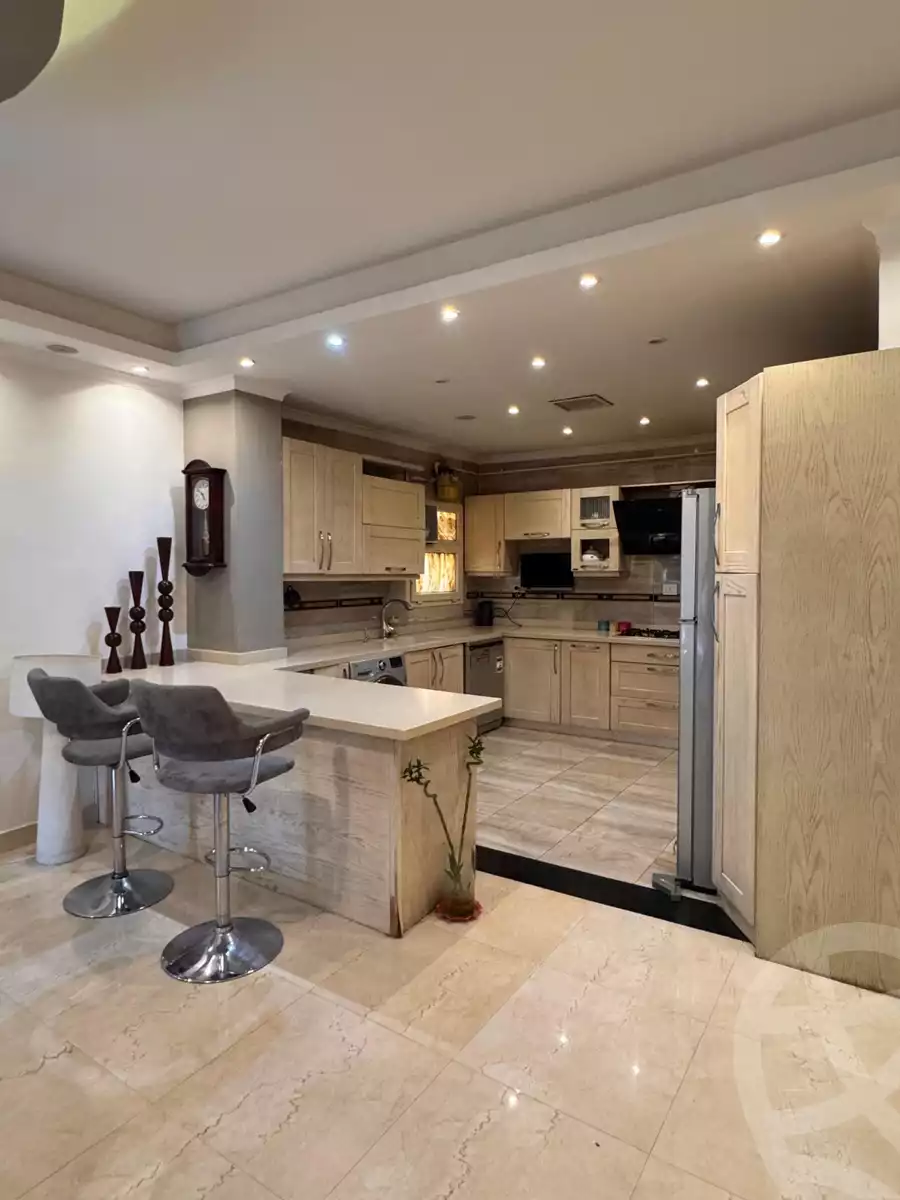 https://aqarmap.com.eg/ar/listing/6208653-for-sale-cairo-new-cairo-ganob-el-akadamiya-south-academy-a-abo-zarr-el-ghifari-st