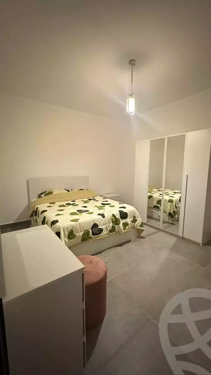 https://aqarmap.com.eg/en/listing/6209028-for-sale-cairo-el-sheikh-zayed-city-compounds-dh-drys