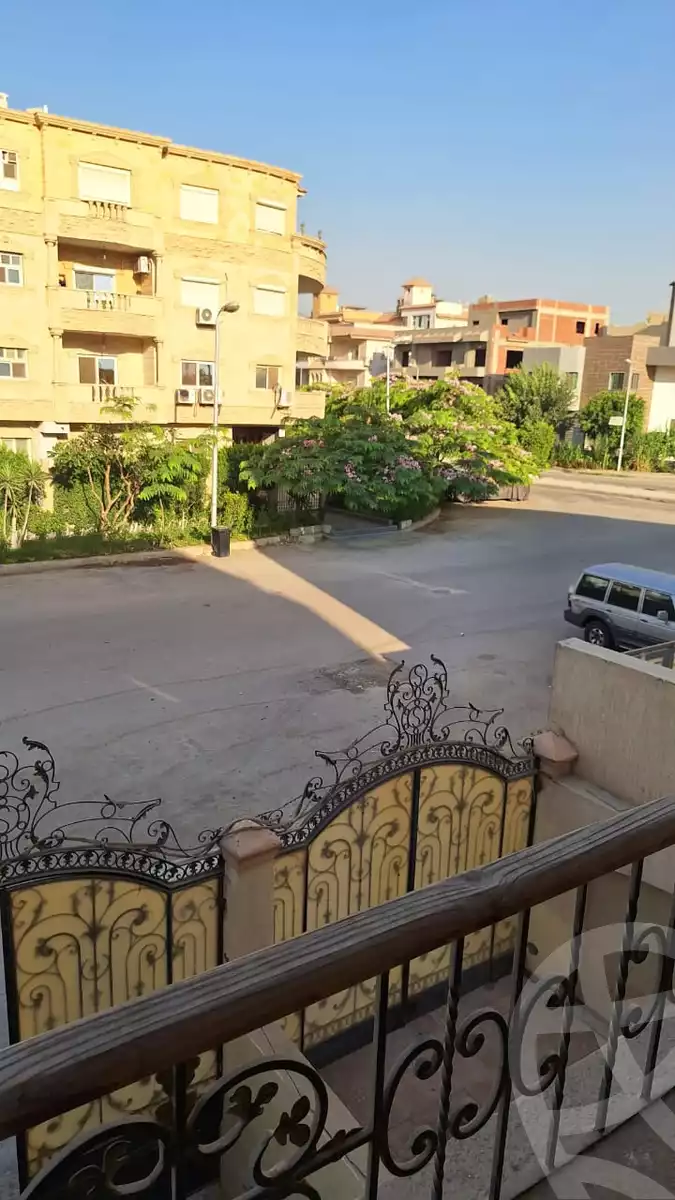 https://aqarmap.com.eg/ar/listing/6209024-for-sale-cairo-new-cairo-ganob-el-akadamiya-south-academy-b-taha-hussein-st