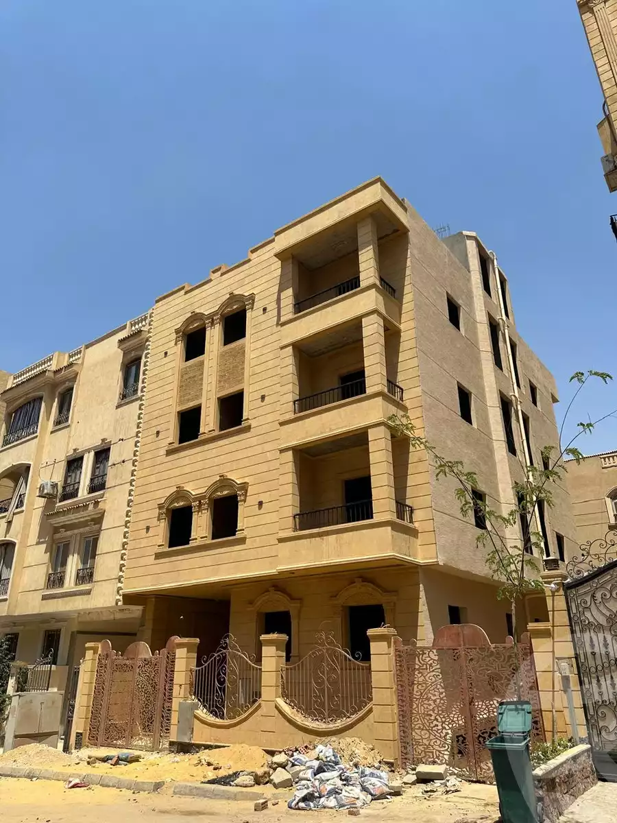 https://aqarmap.com.eg/ar/listing/6209300-for-sale-cairo-new-cairo-south-investors-zizinia-st