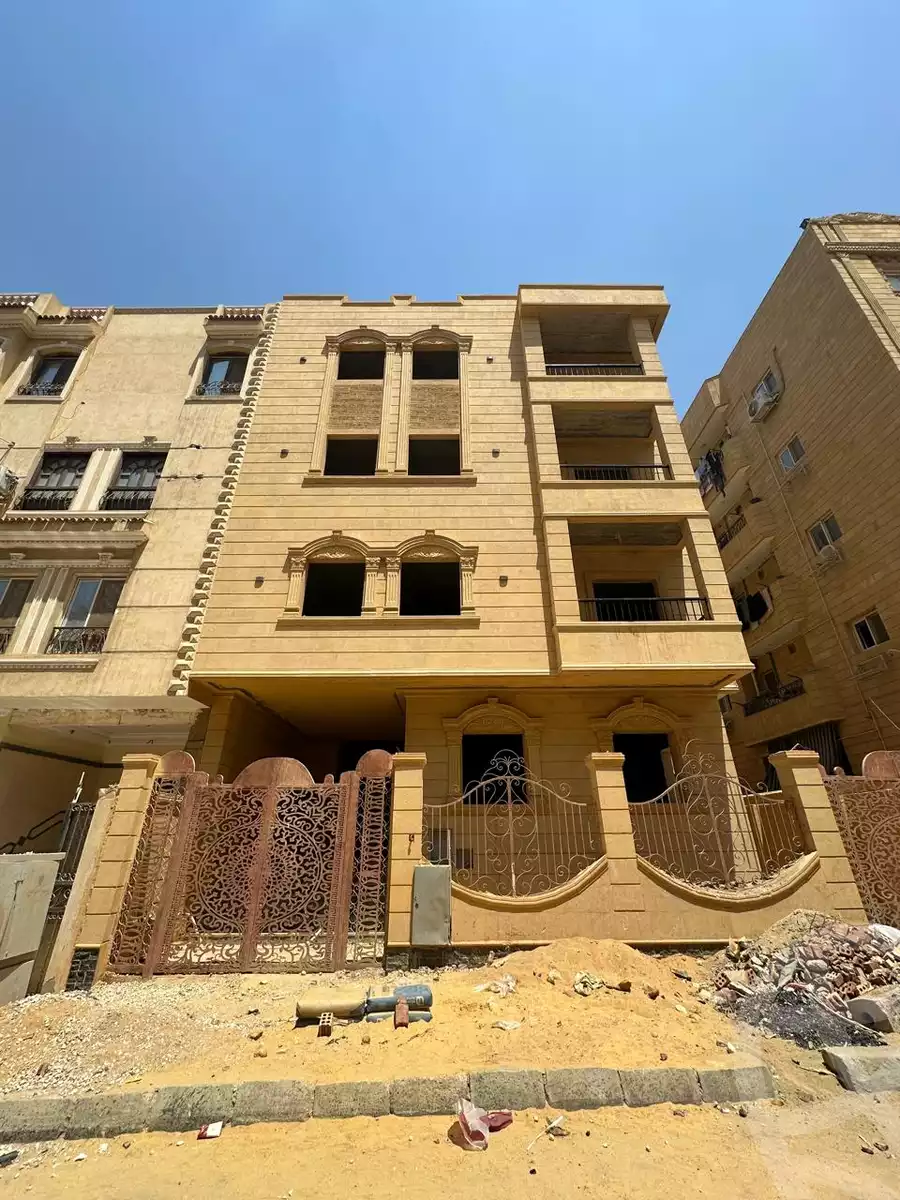 https://aqarmap.com.eg/ar/listing/6209300-for-sale-cairo-new-cairo-south-investors-zizinia-st