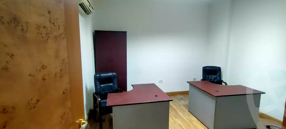 https://aqarmap.com.eg/ar/listing/6209379-for-rent-cairo-dokki-kwrnysh-lnyl