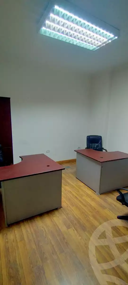 https://aqarmap.com.eg/ar/listing/6209379-for-rent-cairo-dokki-kwrnysh-lnyl