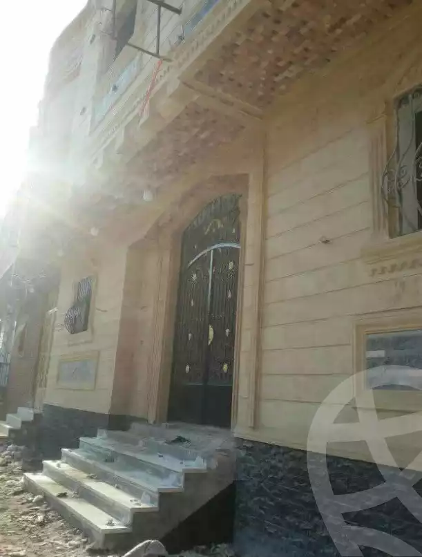 https://aqarmap.com.eg/en/listing/6210132-for-sale-qalyubia-qlioub-blqs