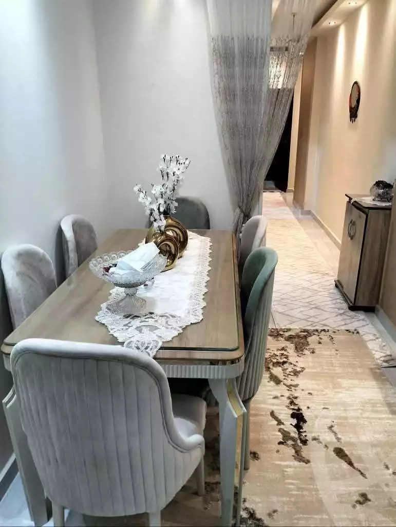 https://aqarmap.com.eg/ar/listing/6211793-for-sale-cairo-helwan-kwrnysh-hlwn