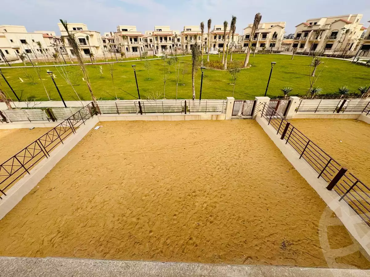 https://aqarmap.com.eg/en/listing/6211970-for-sale-cairo-new-cairo-madinaty-lmntq-lthlthh-fylt-group-23