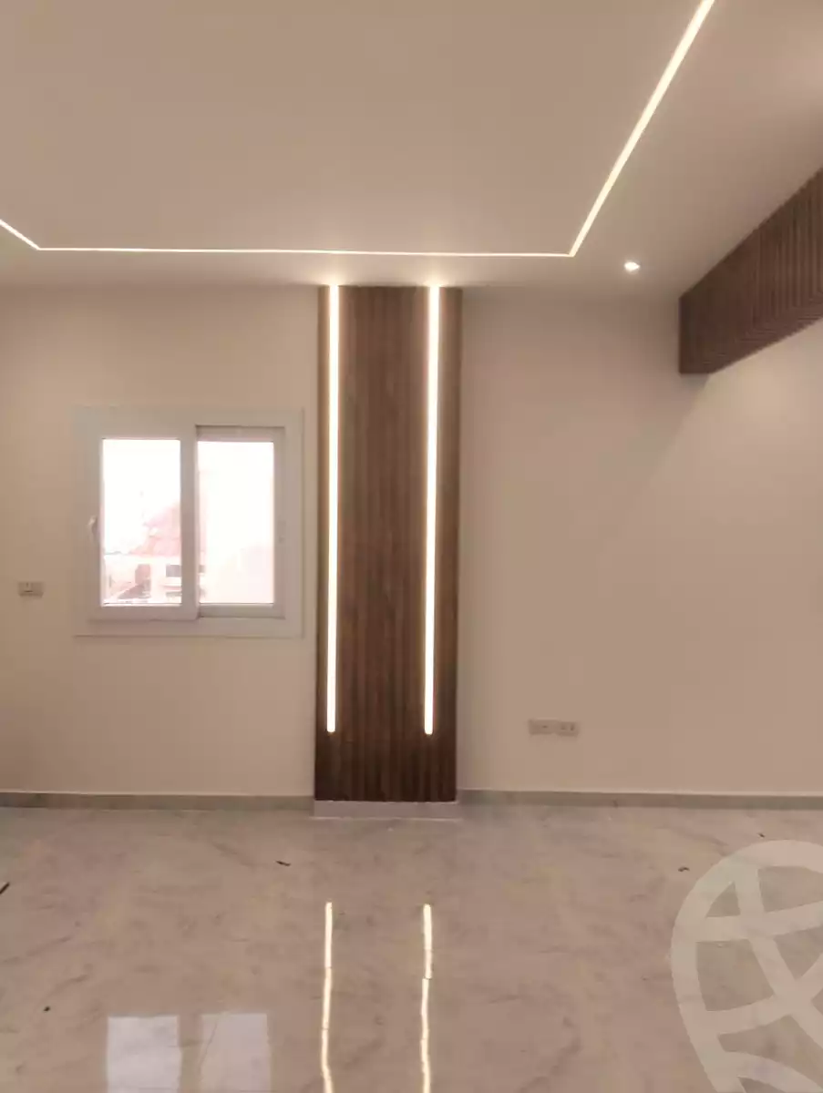 https://aqarmap.com.eg/ar/listing/6212001-for-sale-cairo-el-shorouk-lhy-lthlth-shrq-neighbourhood-2