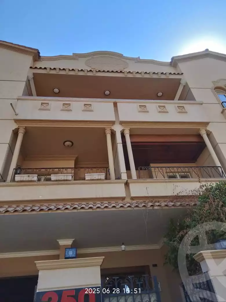 https://aqarmap.com.eg/en/listing/6212166-for-sale-cairo-new-cairo-el-narges-el-narges-2-pilot-halawany-st