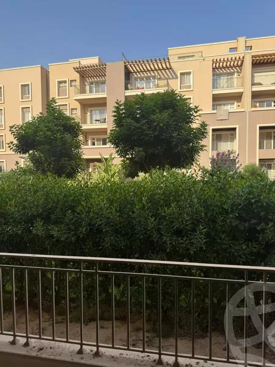 https://aqarmap.com.eg/ar/listing/6212369-for-sale-cairo-6th-of-october-compounds-october-plaza