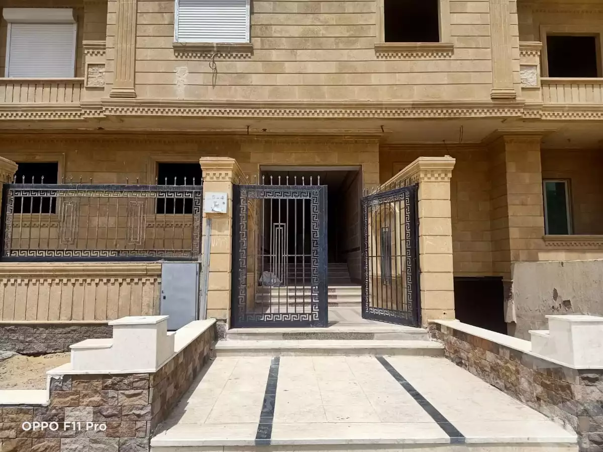 https://aqarmap.com.eg/ar/listing/6212629-for-sale-cairo-new-cairo-el-kornfol-el-kornfol-10