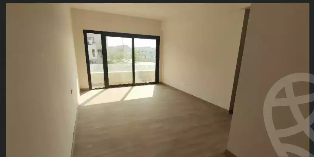 https://aqarmap.com.eg/ar/listing/6213436-for-rent-cairo-el-shorouk-compounds-al-burouj-compound-imkan