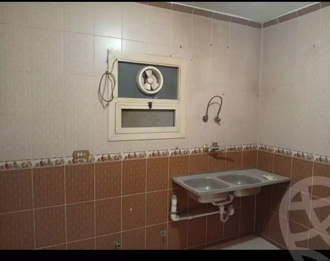 https://aqarmap.com.eg/en/listing/6214286-for-sale-cairo-ain-shams-ahmed-esmat-st