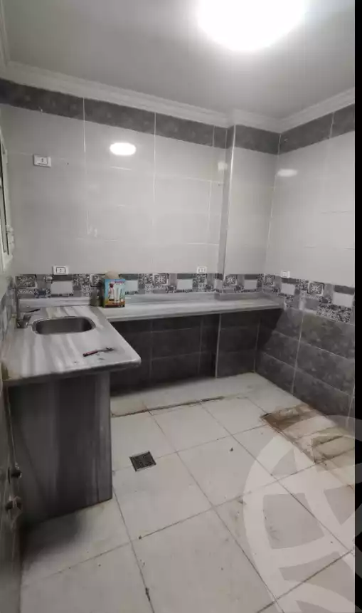 https://aqarmap.com.eg/en/listing/6214585-for-sale-cairo-helwan-hadayek-helwan-el-eshrein-st