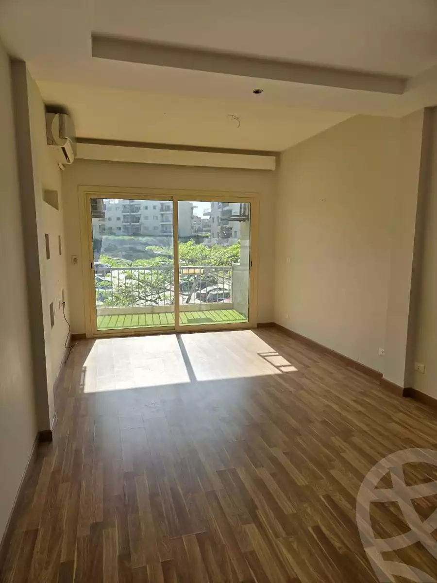 https://aqarmap.com.eg/en/listing/6215795-for-rent-cairo-el-sheikh-zayed-city-compounds-dh-drys