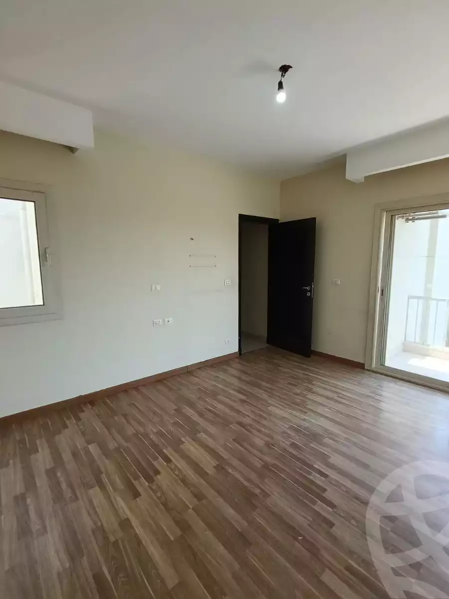 https://aqarmap.com.eg/en/listing/6216042-for-rent-cairo-el-sheikh-zayed-city-compounds-dh-drys