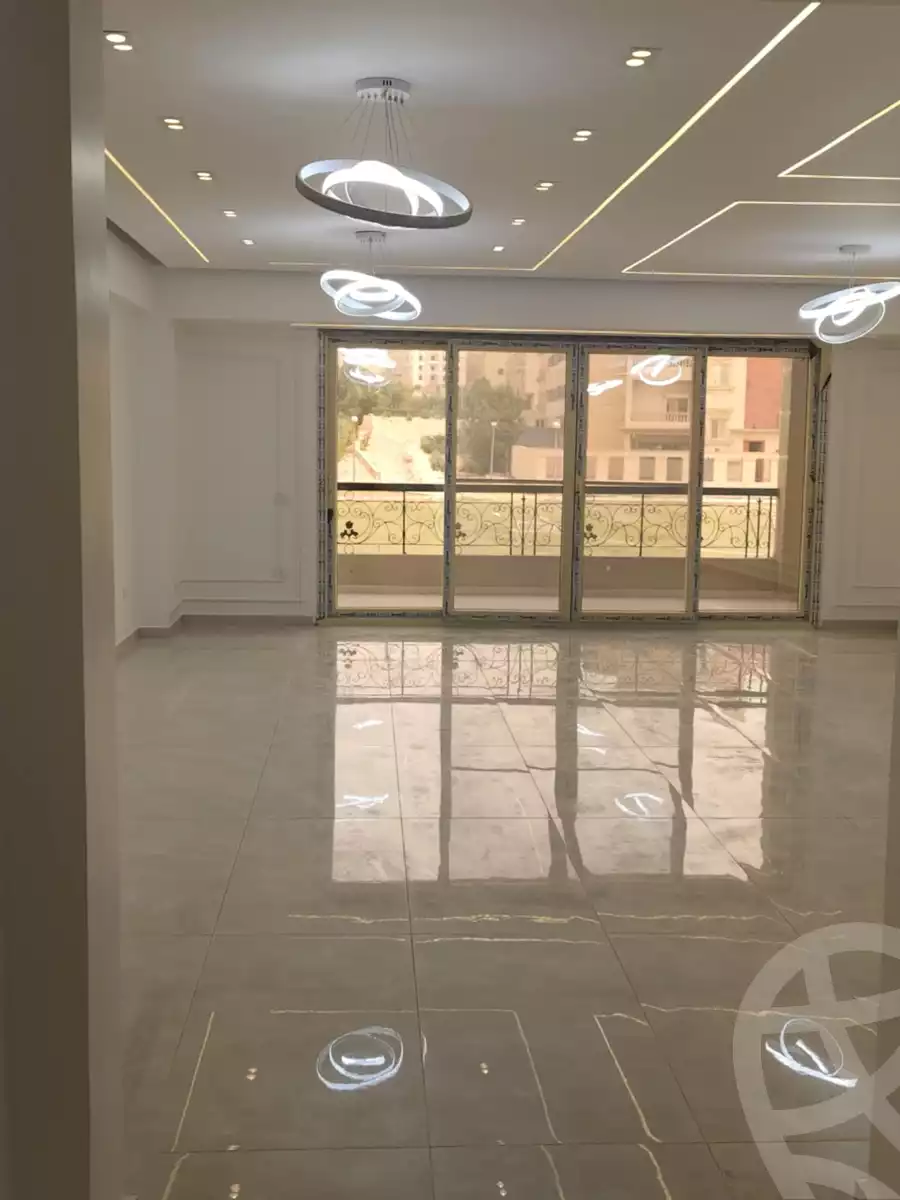 https://aqarmap.com.eg/ar/listing/6216544-for-sale-cairo-new-cairo-gharb-arabila-doctor-hani-maher-st
