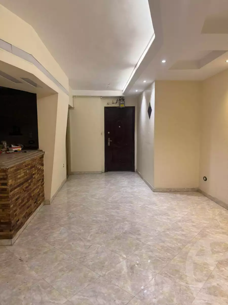 https://aqarmap.com.eg/en/listing/6216623-for-rent-cairo-helwan-helwan-el-sharkeya-khesro-basha-st