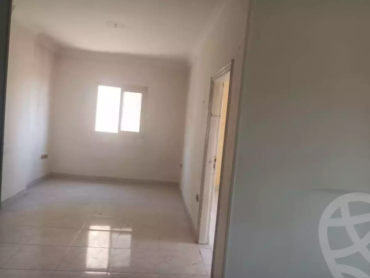 https://aqarmap.com.eg/ar/listing/6217354-for-rent-cairo-helwan-hadayek-helwan-el-khashab-canal