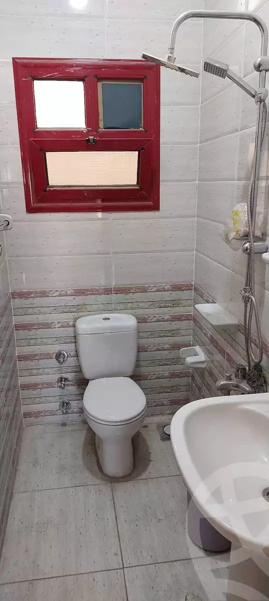 https://aqarmap.com.eg/ar/listing/6217359-for-sale-beheira-damanhour-damanhour-city-abd-el-salam-el-shazly-st