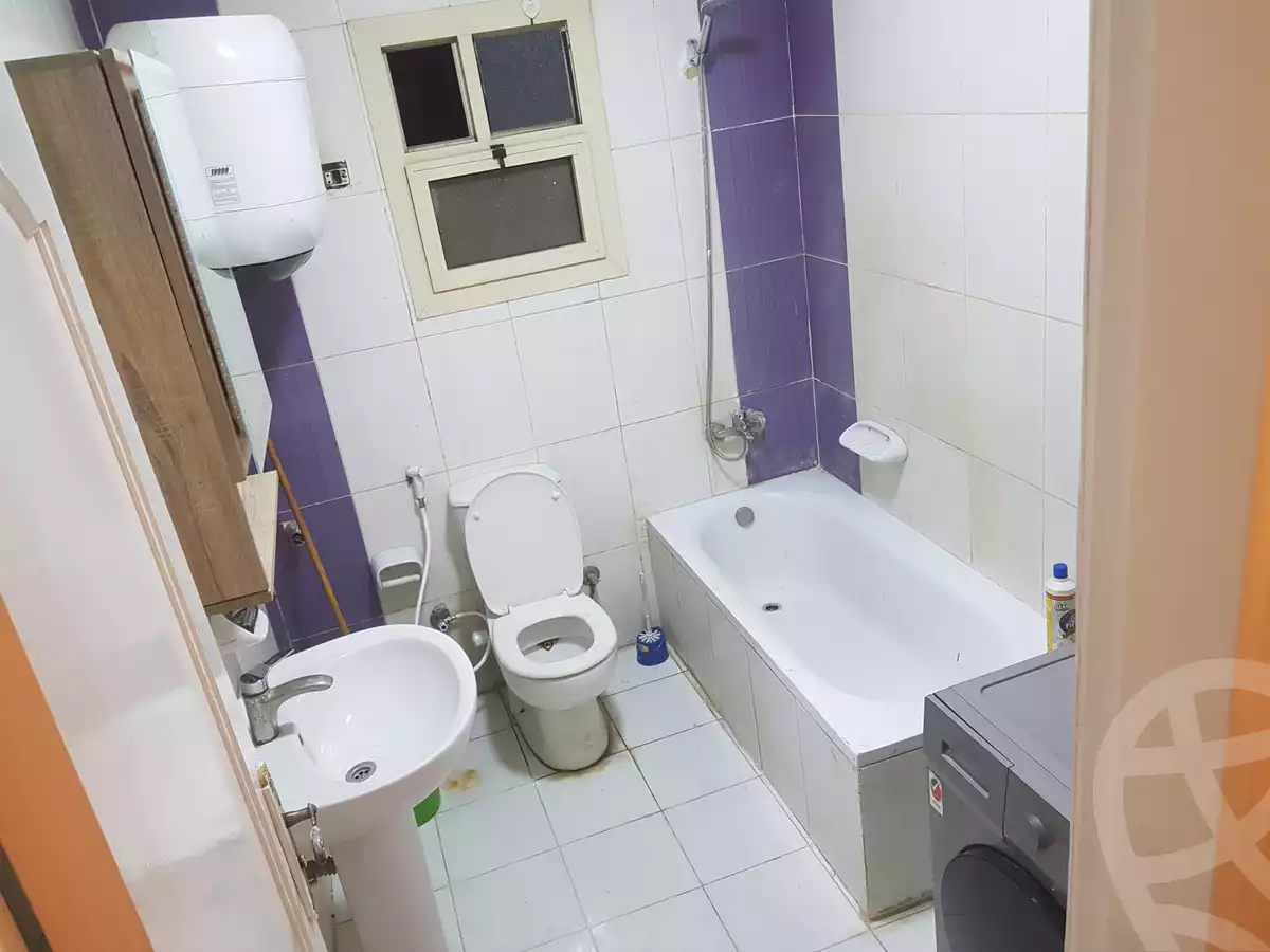 https://aqarmap.com.eg/en/listing/6215129-for-rent-cairo-el-haram-shareaa-khatem-el-morsalen