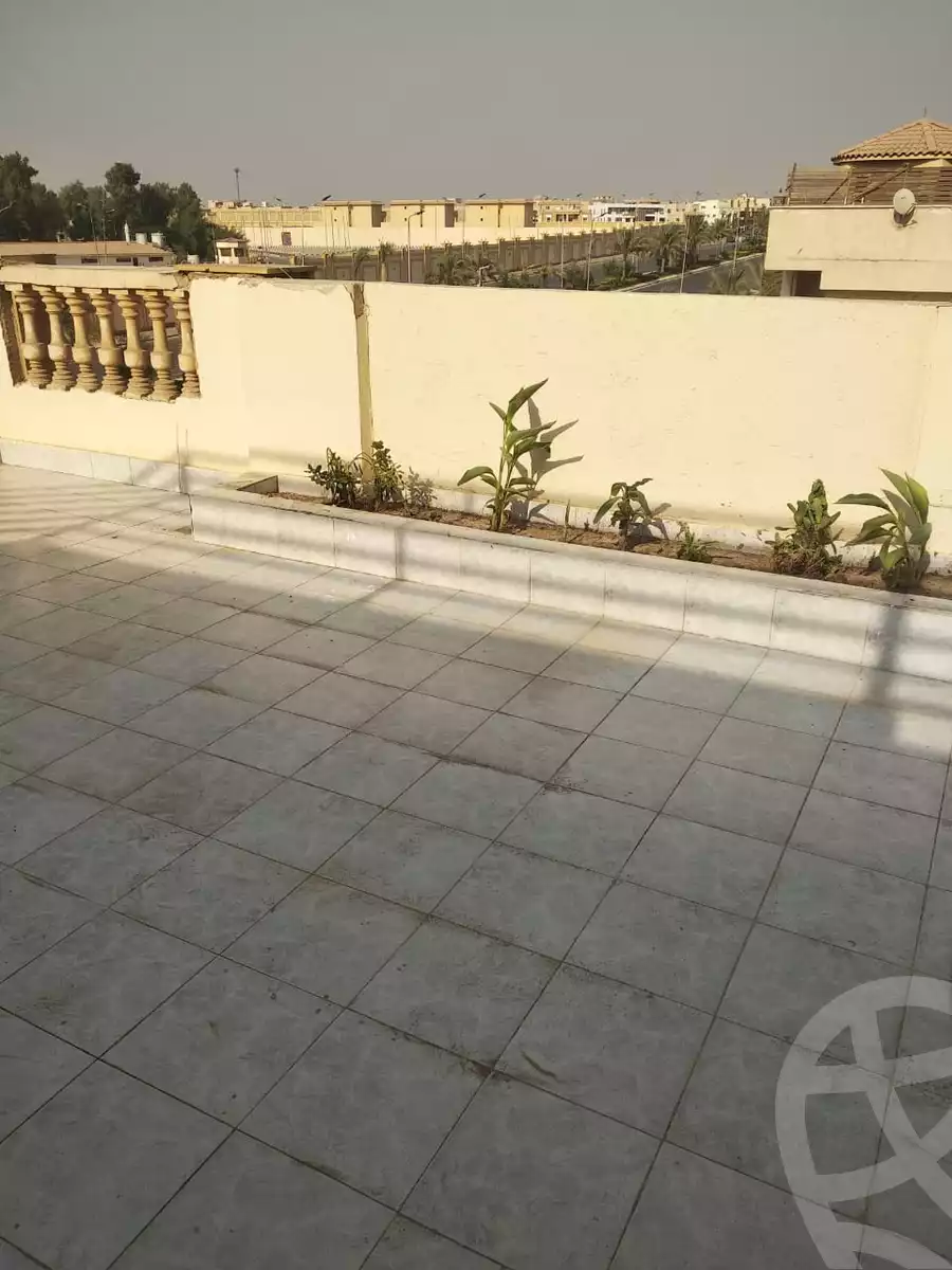 https://aqarmap.com.eg/en/listing/6218391-for-rent-cairo-new-cairo-ganob-el-akadamiya-south-academy-b-taha-hussein-st