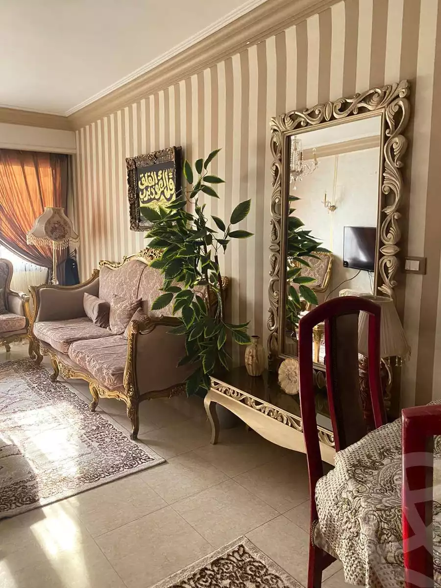 https://aqarmap.com.eg/en/listing/6219311-for-sale-cairo-shoubra-el-khalafwai-sadr-al-din-st