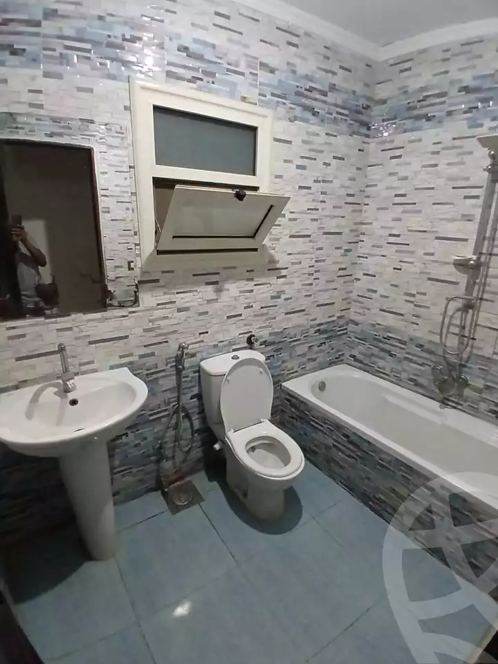 https://aqarmap.com.eg/en/listing/6220119-for-rent-alexandria-ganaklis